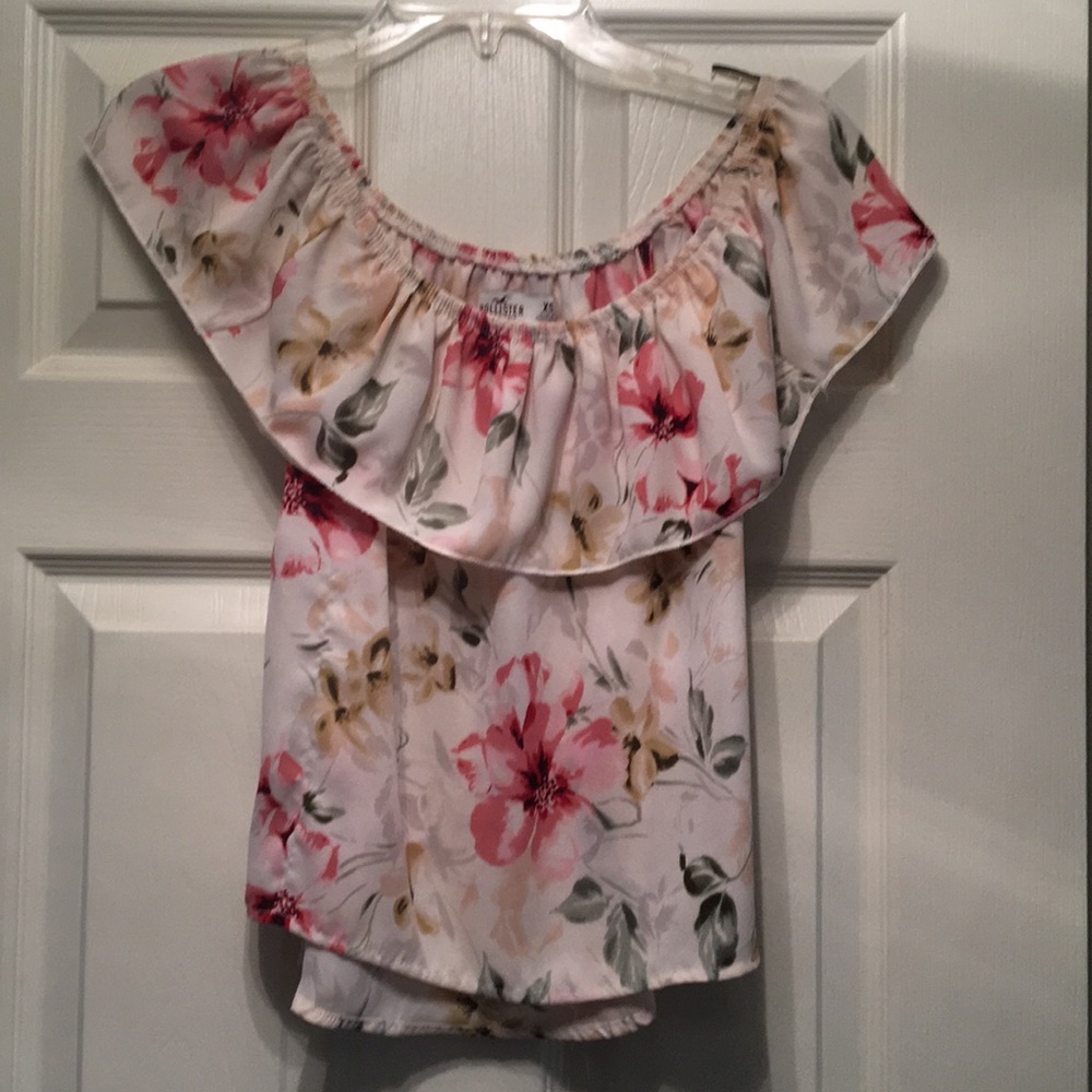 Hollister Top